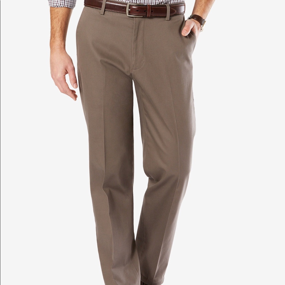 Men’s Dockers D3 Classic Fit Signature Khaki Pants
